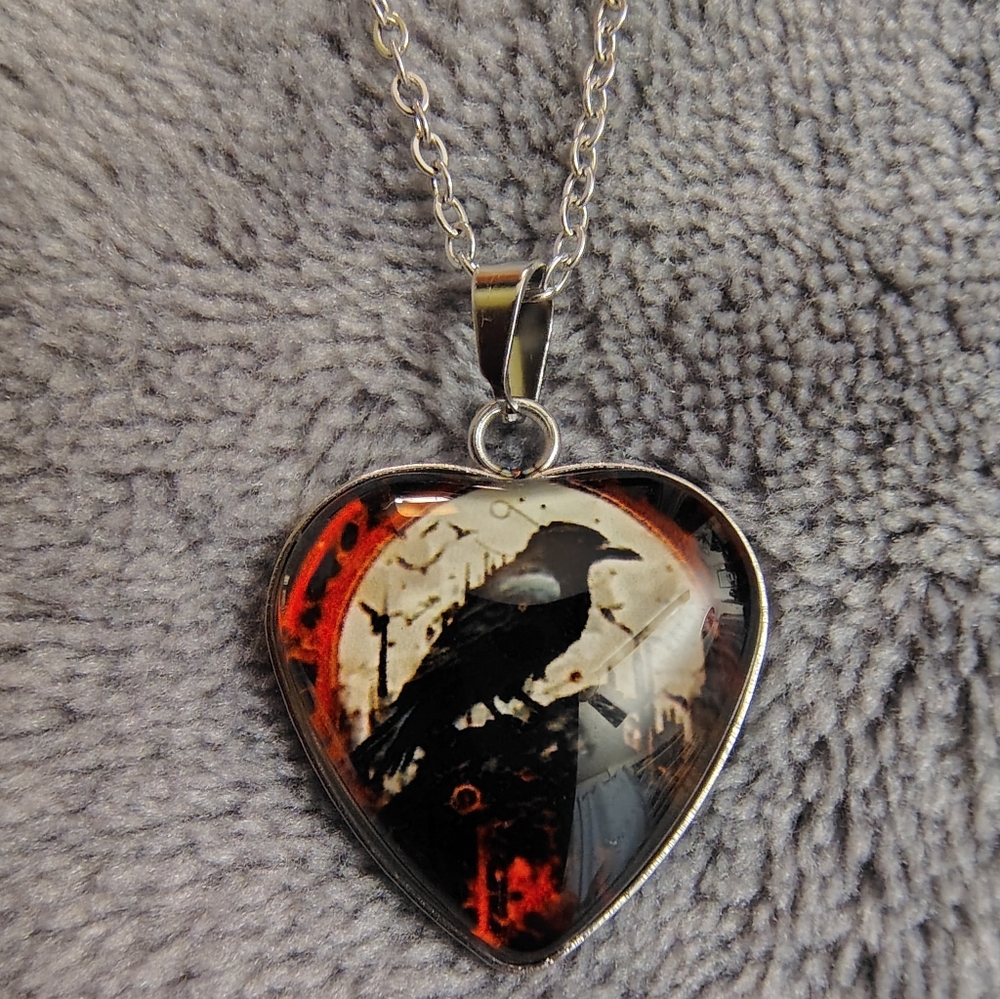 Heart Shaped Crow Pendant Necklace